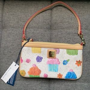 NWT Dooney & Bourke Cupcakes Slim Wristlet